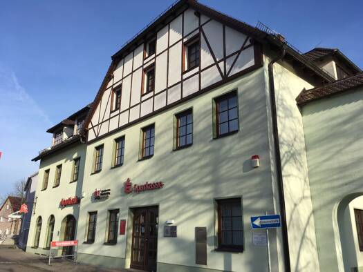 Wohnung zur Miete 620 € 3 Zimmer 86,6 m² 1. Geschoss frei ab sofort Reichsstraße 23a Mockrehna 04862