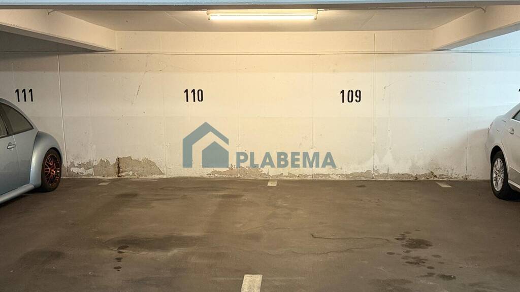 Tiefgaragenstellplatz zur Miete 75 € Lindenberg Neubrandenburg 17033