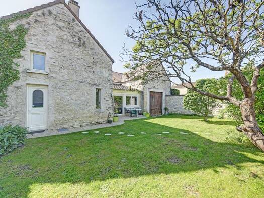 Haus zum Kauf 589.000 € 149 m² 550 m² Grundstück Centre Haut Vernouillet 78540