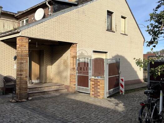Mehrfamilienhaus zum Kauf 79.000 € 7 Zimmer 200 m² 1.350 m² Grundstück Meuro Schipkau 01994