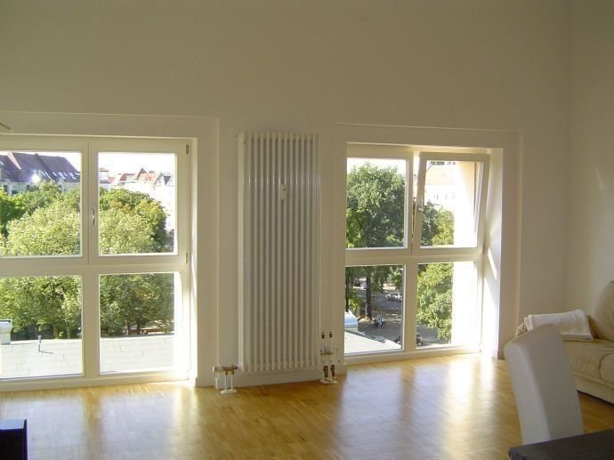 Penthouse zum Kauf provisionsfrei 877.600 € 3 Zimmer 111 m²<br/>Wohnfläche EG<br/>Geschoss ab sofort<br/>Verfügbarkeit Westend Berlin 14050