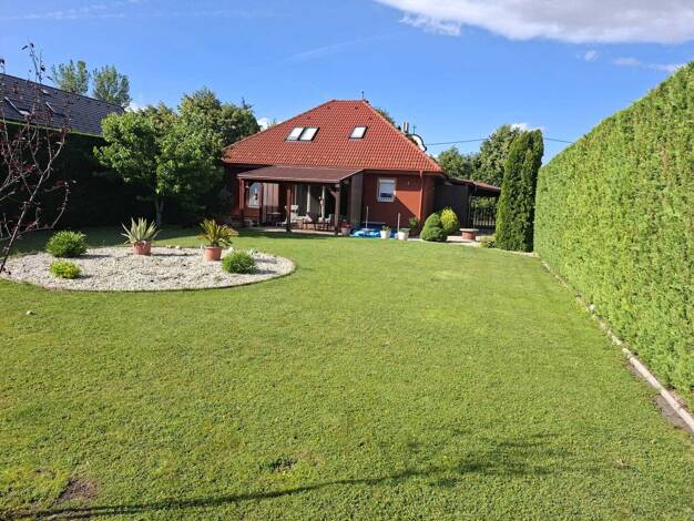 Einfamilienhaus zum Kauf 350.000 € 6 Zimmer 165 m² 841 m² Grundstück Nyarliget 9435