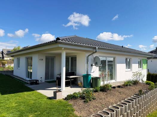 Bungalow zum Kauf 499.000 € 3,5 Zimmer 135,9 m² 537 m² Grundstück Bierstetten Bad Saulgau 88348