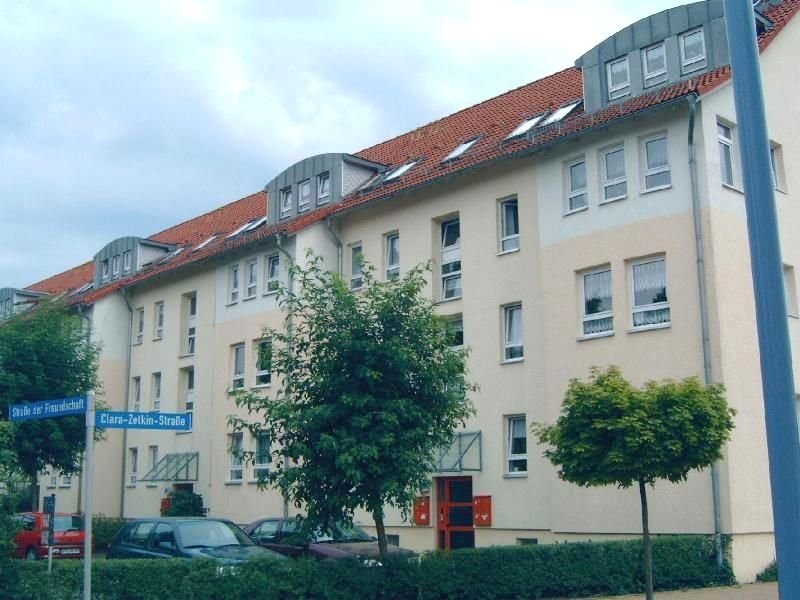 Wohnung zur Miete 400 € 2 Zimmer 57,4 m²<br/>Wohnfläche ab sofort<br/>Verfügbarkeit Straße der Freundschaft 20 Ohrdruf 99885