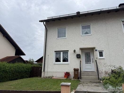 Reihenendhaus zum Kauf 260.000 € 5 Zimmer 117 m² 353 m² Grundstück Bogen 94327