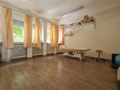 Wohnung zum Kauf 238.000 € 6 Zimmer 186,7 m² Ludwigvorstadt Rastatt 76437