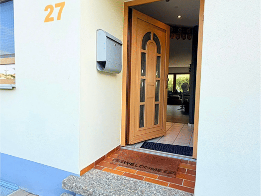 Reihenendhaus zur Miete 1.900 € 5 Zimmer 154 m² 317 m² Grundstück frei ab 01.12.2026 Daimlerstraße Herzogenaurach Herzogenaurach 91074