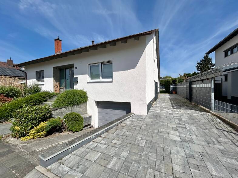 Einfamilienhaus zum Kauf 699.000 € 4,5 Zimmer 200 m² 811 m² Grundstück Kuhardt 76773