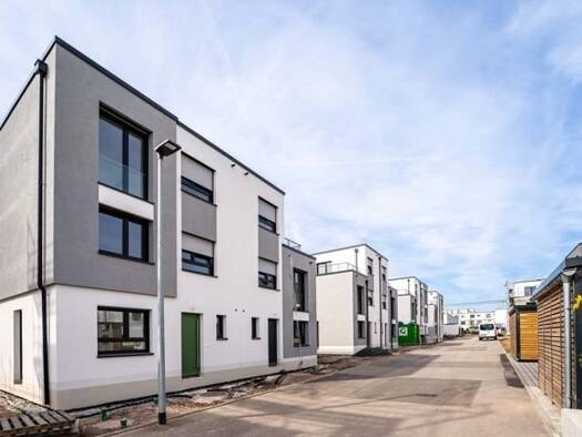 Reihenendhaus zum Kauf - Erstbezug provisionsfrei 944.100 € 5 Zimmer 134,2 m² 371 m² Grundstück Wiesbaden 65205