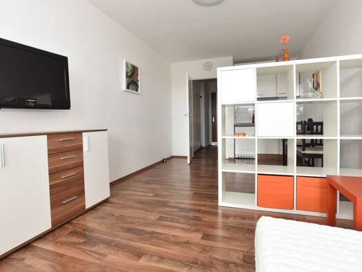 Wohnung zur Miete 1.080 € 1 Zimmer 35 m² Geschoss 5/8 frei ab 10.10.2026 Landsberger Straße 289 Laim München 80687
