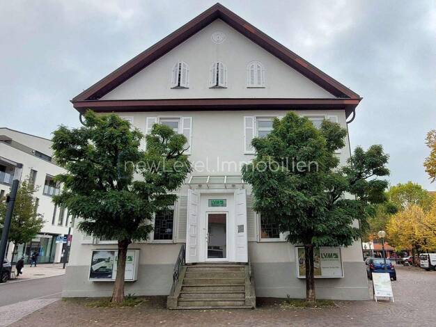 Stadthaus zum Kauf 1.450.000 € 12 Zimmer 415,5 m² 250 m² Grundstück Pfullingen 72793