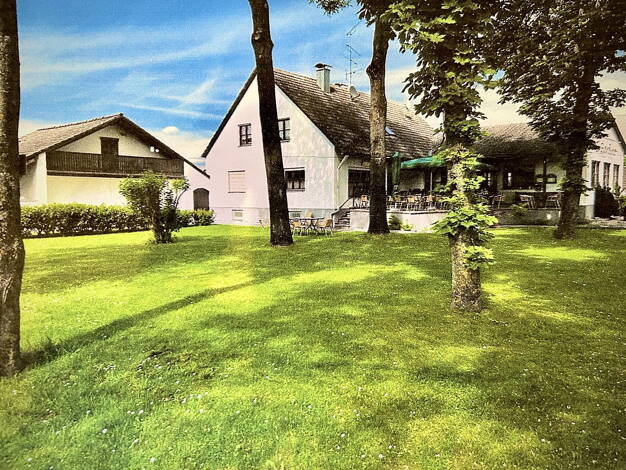 Mehrfamilienhaus zum Kauf provisionsfrei 1.235.000 € 9 Zimmer 276 m² 8.651 m² Grundstück Ilmklause 1 Niederwöhr Münchsmünster 85126