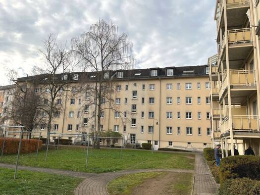 Wohnung zur Miete 459 € 3 Zimmer 70 m² Geschoss 1/3 frei ab sofort Erich-Schmidt-Straße 21 Zentrum Zentrum 09113