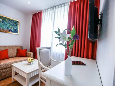 Studio zur Miete Wohnen auf Zeit 1.120 € 2 Zimmer 30 m² frei ab 01.08.2025 Ingolstadt 85051
