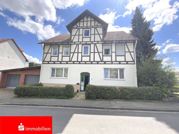 Mehrfamilienhaus zum Kauf 165.000 € 6 Zimmer 165 m² 1.088 m² Grundstück Eschenstruth Helsa 34298
