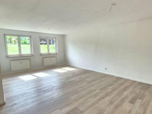 Wohnung zur Miete 395 € 2 Zimmer 67 m² 1. Geschoss frei ab sofort Catharinau Uhlstädt-Kirchhasel 07407