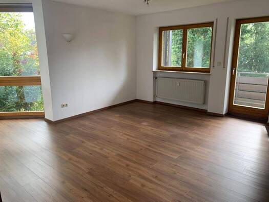 Studio zur Miete 1.200 € 3 Zimmer 83,5 m² Reinhausen Regensburg 93059