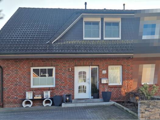 Doppelhaushälfte zum Kauf provisionsfrei 319.000 € 5 Zimmer 126,3 m² 323 m² Grundstück Goldenstedt 49424