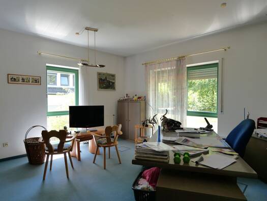 Wohnung zum Kauf 580.000 € 12 Zimmer 305 m² Heßdorf Heßdorf 91093