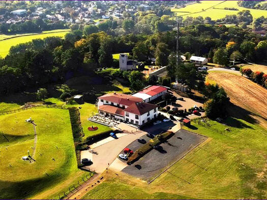 Hotel zum Kauf 1.390.000 € 500 m² Gastrofläche Witzelroda Moorgrund / Witzelroda 36433