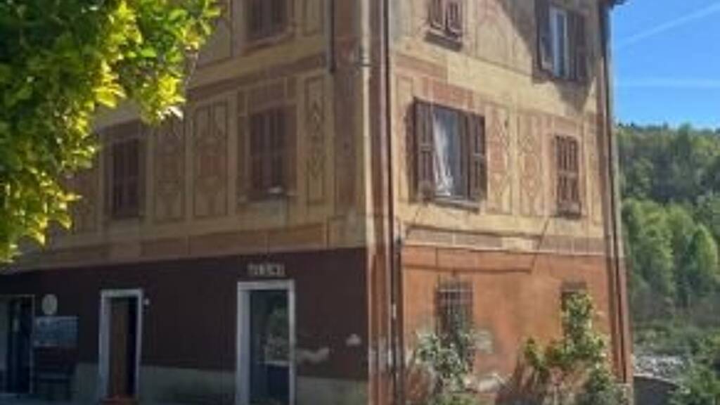 Studio zum Kauf 25.000 € 4 Zimmer 62 m² 1. Geschoss frei ab sofort Urbe Savona 17048