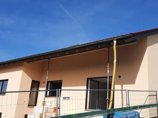 Wohnung zur Miete 1.540 € 4 Zimmer 130 m² Geschoss 1/3 frei ab 01.08.2026 Tannenstraße 15 Jellenkofen Ergoldsbach 84061