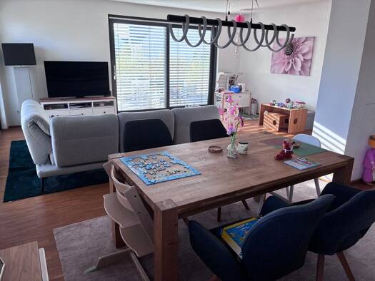 Terrassenwohnung zur Miete 1.630 € 3,5 Zimmer 131,2 m² Geschoss EG/1 frei ab 01.02.2026 Büttelbrunner Pfad Höchberg 97204