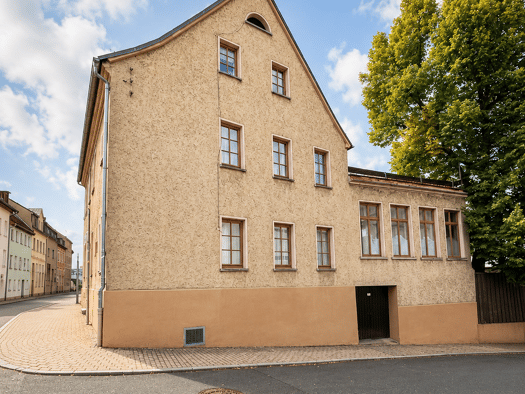 Einfamilienhaus zum Kauf 6 Zimmer 150 m² 180 m² Grundstück frei ab sofort Meerane 08393