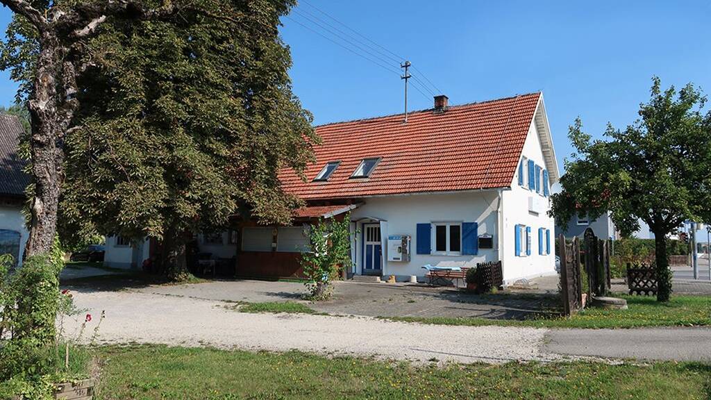 Einfamilienhaus zur Miete 2.200 € 6 Zimmer 120 m² 2.700 m² Grundstück frei ab sofort Königsbrunn 86343