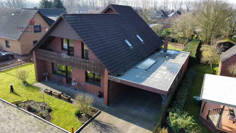 Einfamilienhaus zum Kauf 299.000 € 10 Zimmer 230 m² 1.011 m² Grundstück Kamperfehn Friesoythe / Kamperfehn 26169