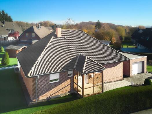 Einfamilienhaus zum Kauf 529.000 € 4 Zimmer 143 m² 733 m² Grundstück Oerlinghausen 33813