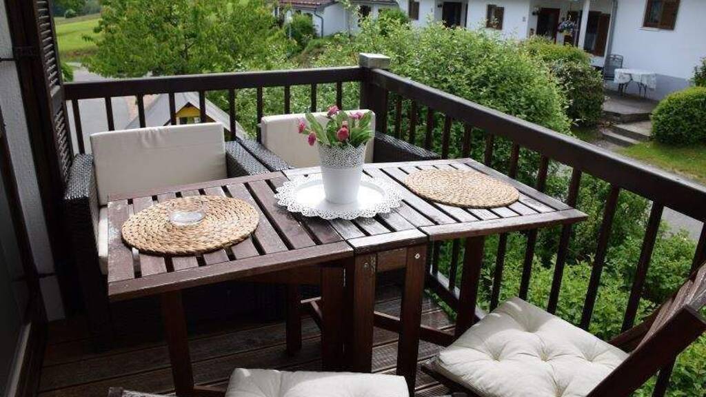 Wohnung zum Kauf 54.000 € 2 Zimmer 44 m² 1. Geschoss Badstrasse 1-5 Falkenstein 93167