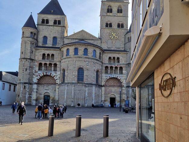 Ladenfläche zur Miete 3.100 € 31 m² Verkaufsfläche Sternstraße 1 Innenstadt Trier 54290