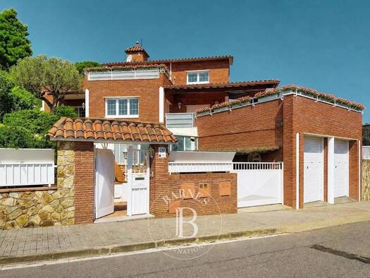 Haus zum Kauf 990.000 € 489 m² Argentona 08310
