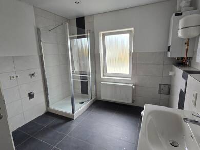 Wohnung zur Miete 765 € 4 Zimmer 90 m² 1. Geschoss frei ab sofort Neuwied 56564