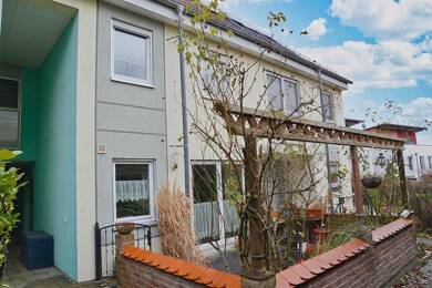 Wohn- und Geschäftshaus zum Kauf als Kapitalanlage geeignet 598.500 € 6 Zimmer 136 m² 160 m² Grundstück Böfingen - Mitte Ulm 89075