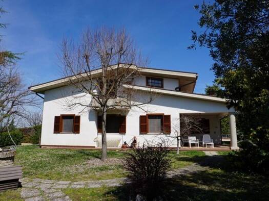 Villa zum Kauf 360.000 € 6 Zimmer 250 m² 1.365 m² Grundstück Teramo 64100