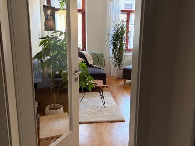 Wohnung zur Miete 697 € 2 Zimmer 58,2 m² 2. Geschoss frei ab 01.06.2026 Plauen Dresden 01069