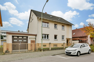 Mehrfamilienhaus zum Kauf 749.000 € 11 Zimmer 211 m² 388 m² Grundstück Neureut - Nördlicher Teil Karlsruhe / Neureut 76149