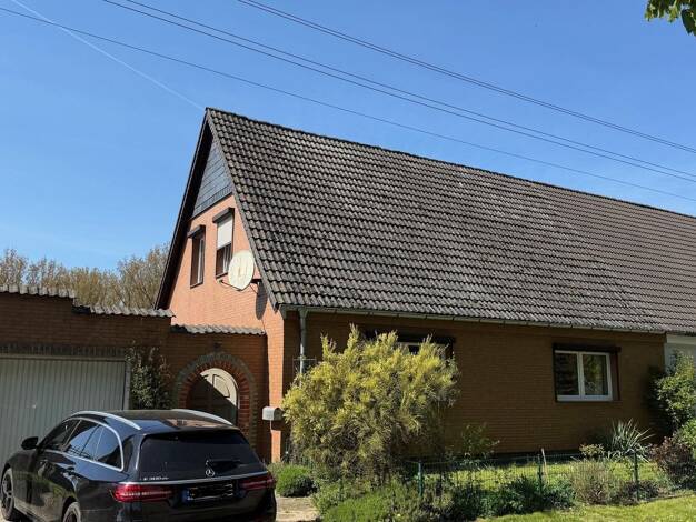 Doppelhaushälfte zum Kauf 199.000 € 4 Zimmer 120 m² 1.880 m² Grundstück Dambeck Groß Kiesow 17495