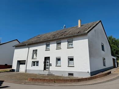 Bauernhaus zum Kauf 159.000 € 4 Zimmer 136,8 m² 429 m² Grundstück Trierer Straße 14 Paschel 54314