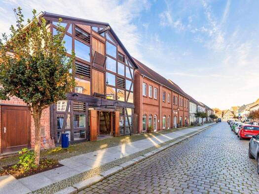 Haus zum Kauf 485.000 € 211 m² Grundstück Boizenburg 19258