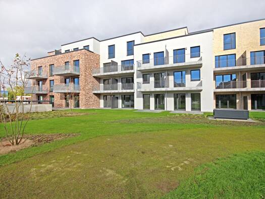 Wohnung zur Miete 1.368 € 4 Zimmer 104,8 m² EG frei ab 01.10.2026 Steinstraße 71 Geesthacht 21502