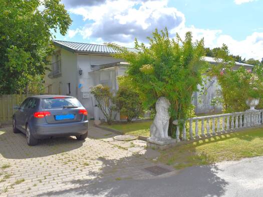 Sonstiges zum Kauf als Kapitalanlage geeignet 549.000 € 50 m² 4.581 m² Grundstück teilbar ab 205 m² Alveslohe 25486