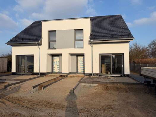 Doppelhaushälfte zur Miete 1.620 € 4 Zimmer 112 m² frei ab 01.07.2026 Stadtrandsiedlung Greifswald 17489