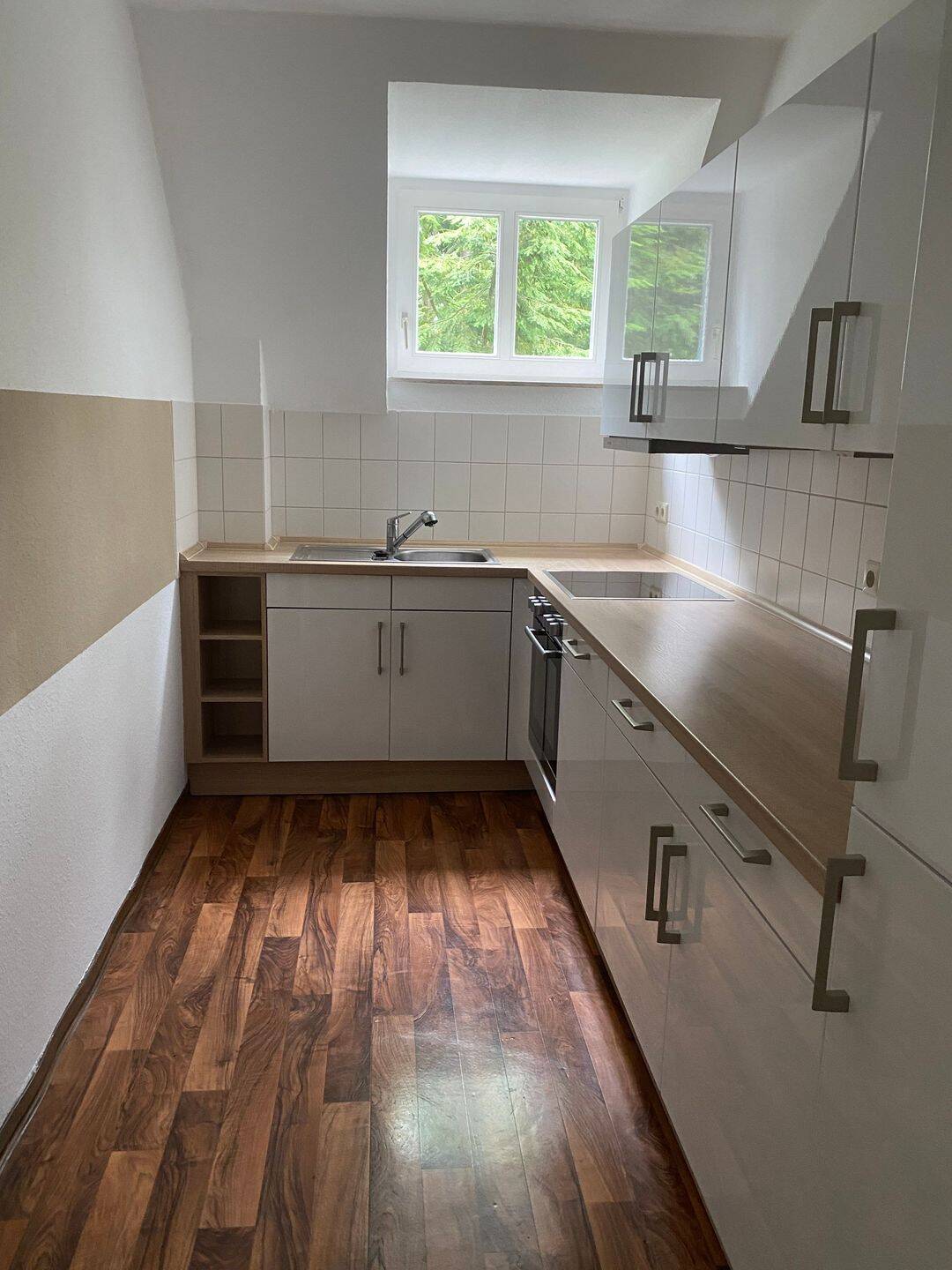 Property thumbnail 6