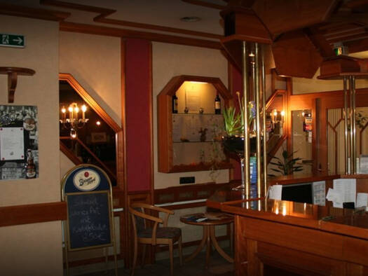 Hotel zum Kauf 2.650.000 € 33 Zimmer 60 Betten 1.788 m² Grundstück Erzhausen 64390