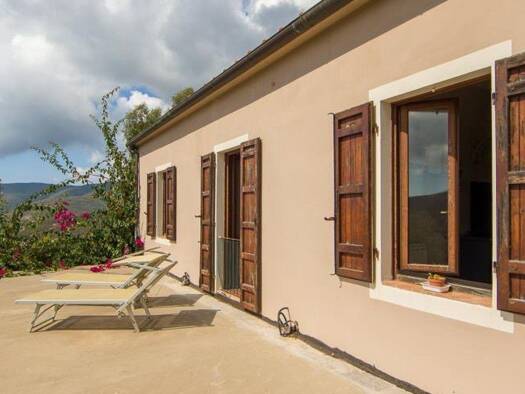 Haus zum Kauf 1.980.000 € 242 m² 16.740 m² Grundstück Livorno 57125