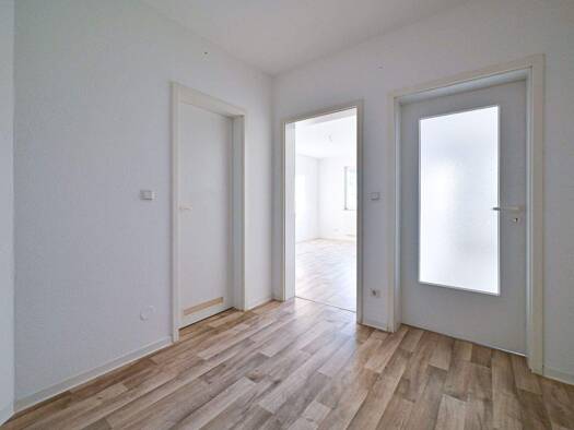 Wohnung zur Miete 365 € 2 Zimmer 55,5 m² 1. Geschoss Göppersdorfer Straße 15c Burgstädt 09217
