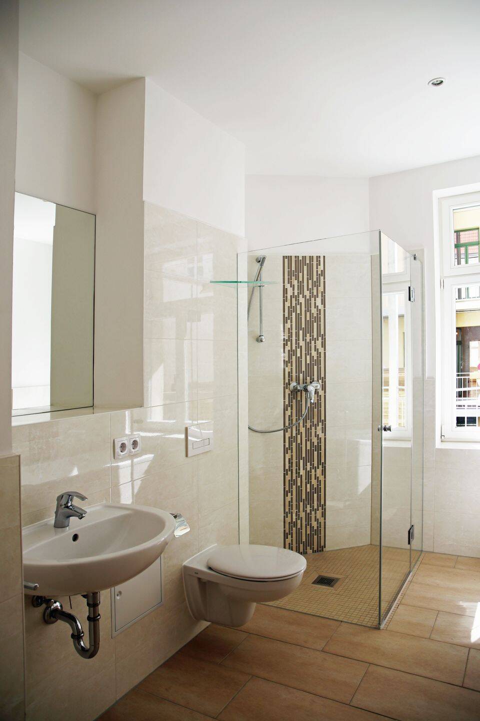 Property thumbnail 9